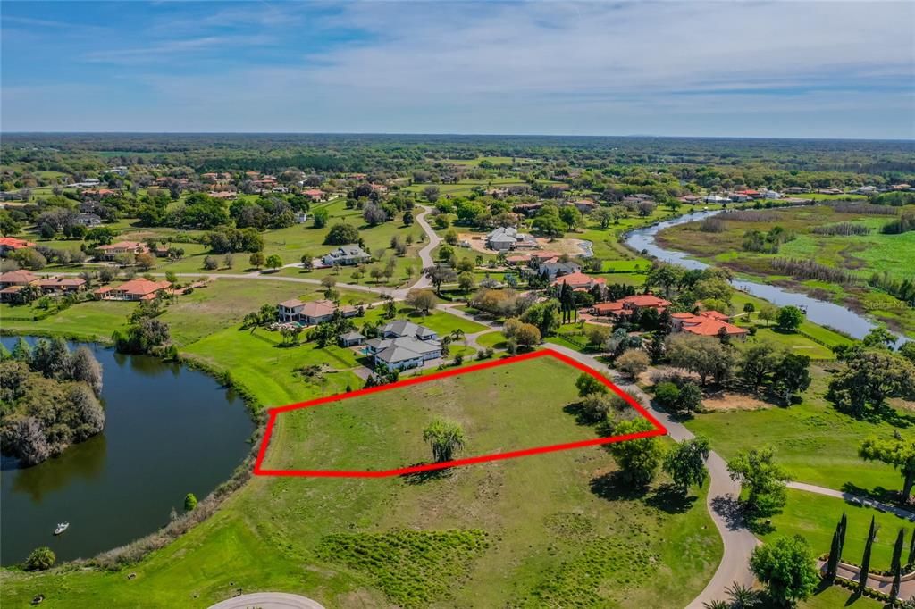 Vendido Recientemente: $499,000 (1.54 acres)