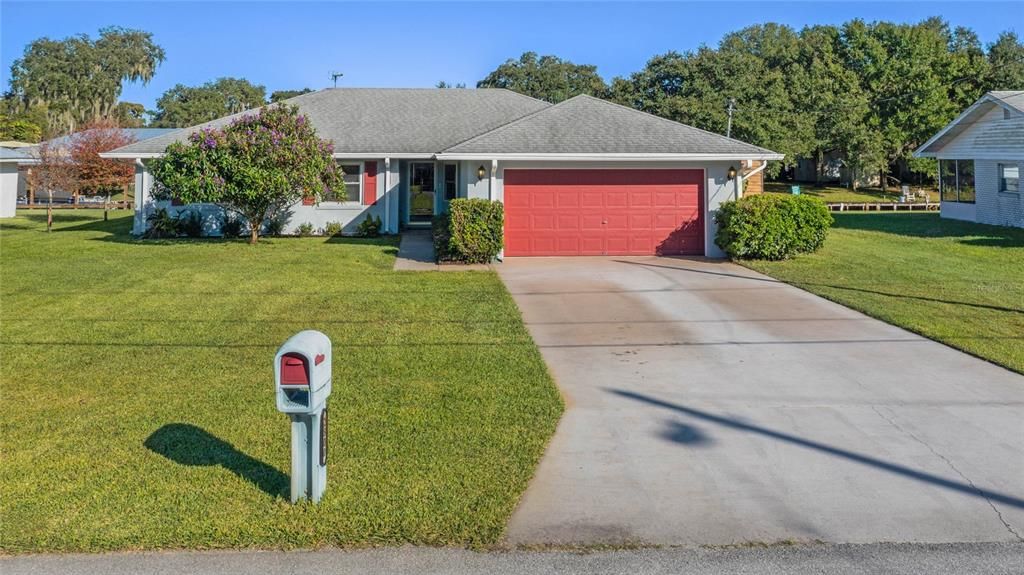 Recently Sold: $330,000 (4 beds, 2 baths, 1618 Square Feet)