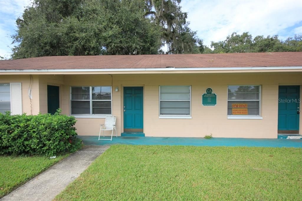 Recently Rented: $1,195 (2 beds, 1 baths, 851 Square Feet)