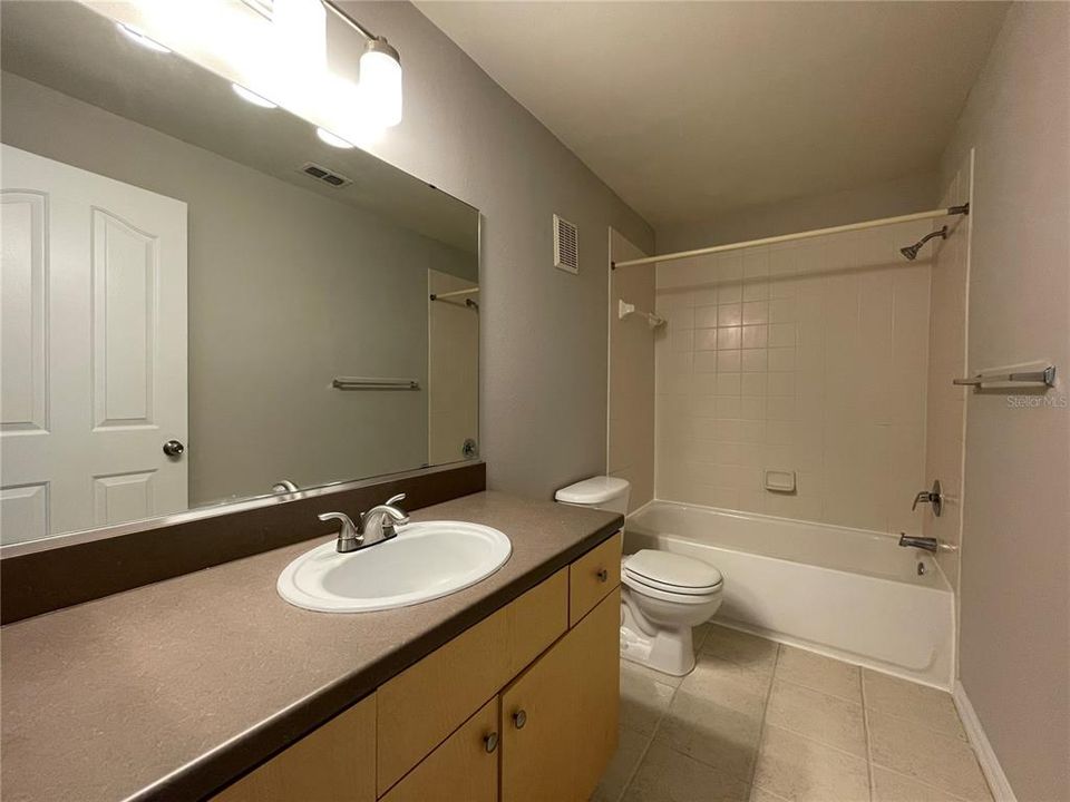 Недавно арендовано: $1,925 (2 спален, 2 ванн, 1188 Квадратных фут)