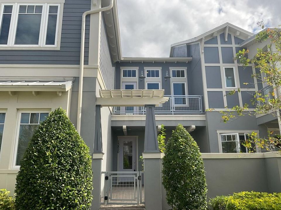 Recently Sold: $428,900 (2 beds, 2 baths, 1644 Square Feet)