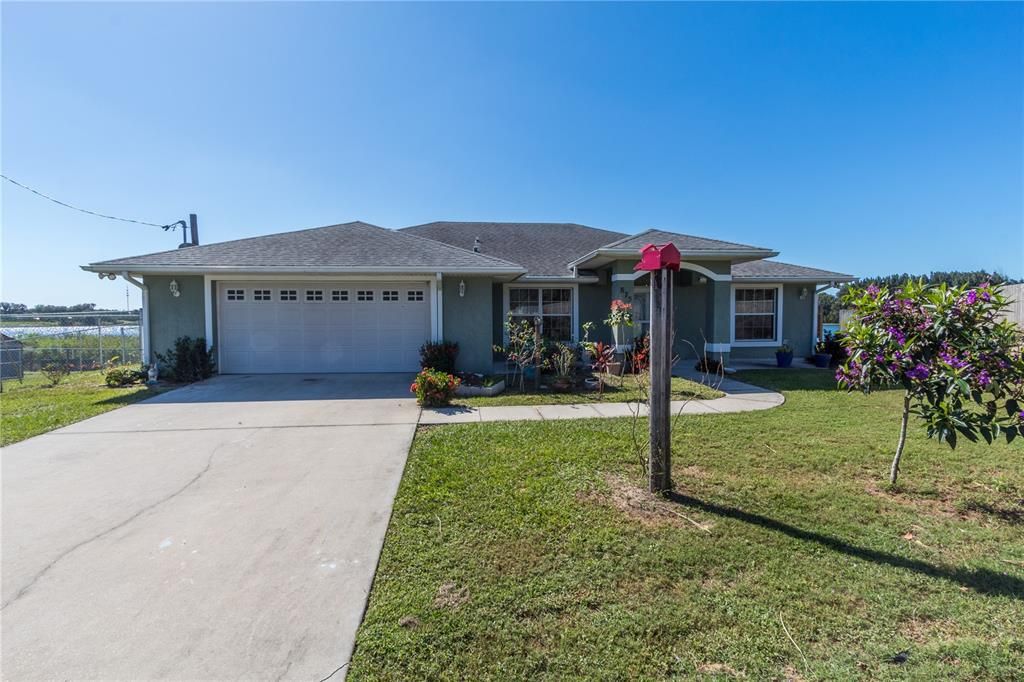 Recently Sold: $325,000 (3 beds, 2 baths, 1365 Square Feet)