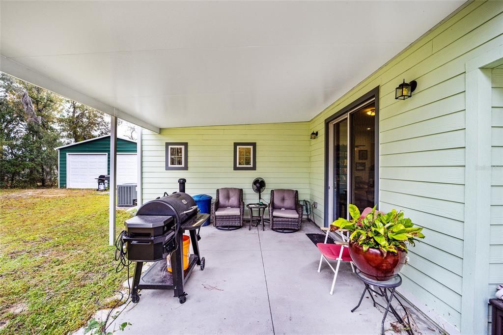 Recently Sold: $285,000 (3 beds, 2 baths, 1432 Square Feet)
