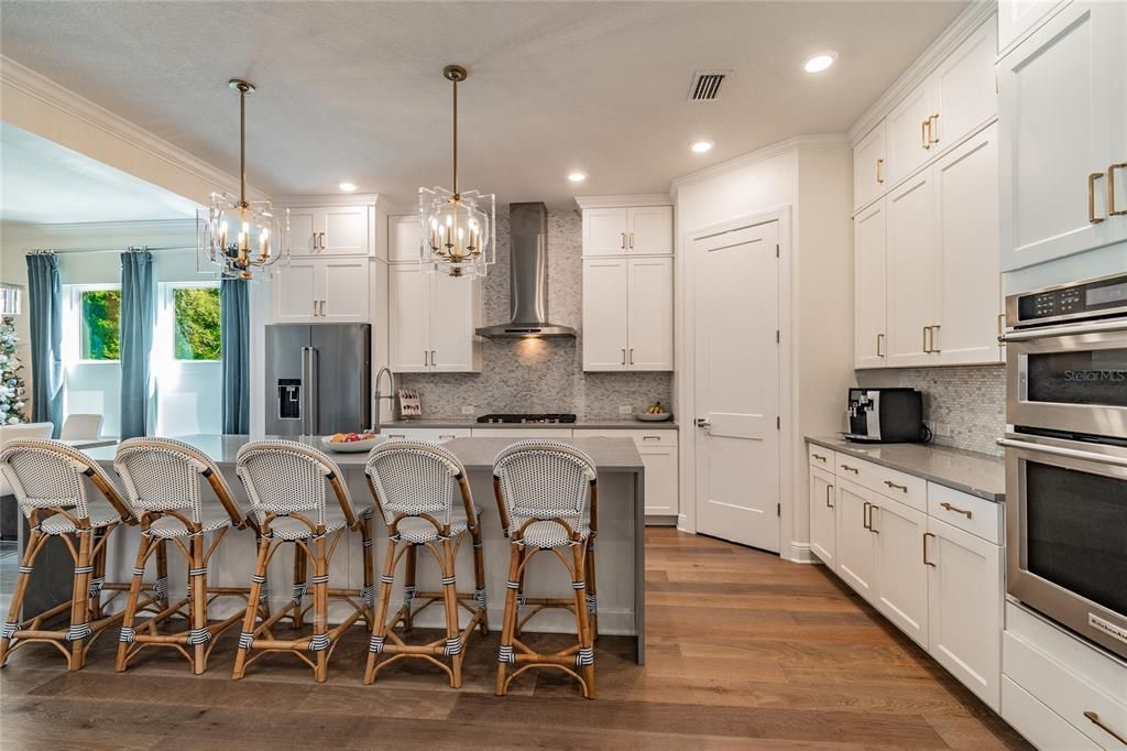 Recently Sold: $1,495,000 (5 beds, 4 baths, 3365 Square Feet)