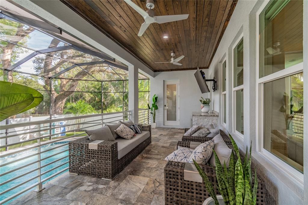 Recently Sold: $1,495,000 (5 beds, 4 baths, 3365 Square Feet)