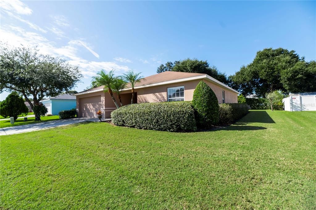 Recently Sold: $300,000 (4 beds, 2 baths, 1660 Square Feet)