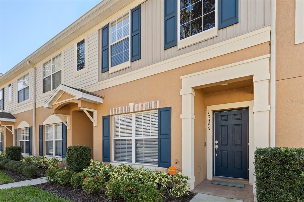 Recently Sold: $210,000 (2 beds, 2 baths, 1383 Square Feet)