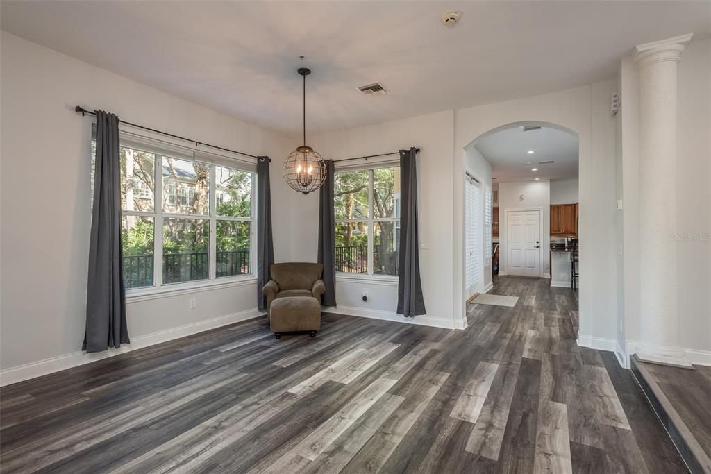 Recently Sold: $1,300,000 (4 beds, 3 baths, 3297 Square Feet)