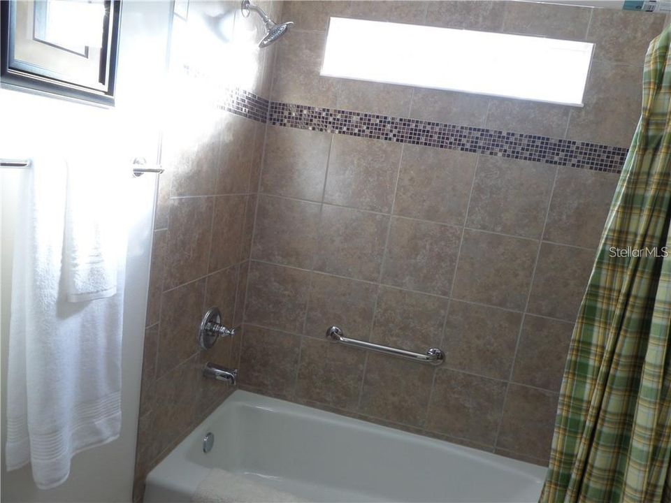 Guest Bath with tub/shower combo
