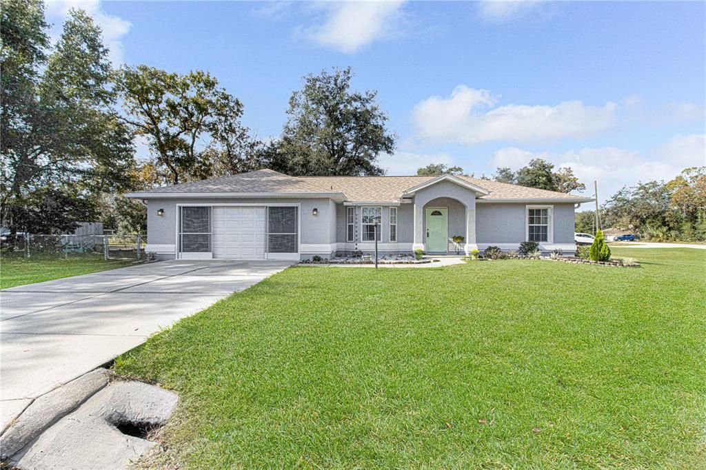 Recently Sold: $225,000 (3 beds, 2 baths, 1240 Square Feet)