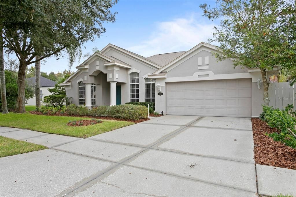 Recently Sold: $425,000 (4 beds, 3 baths, 2321 Square Feet)