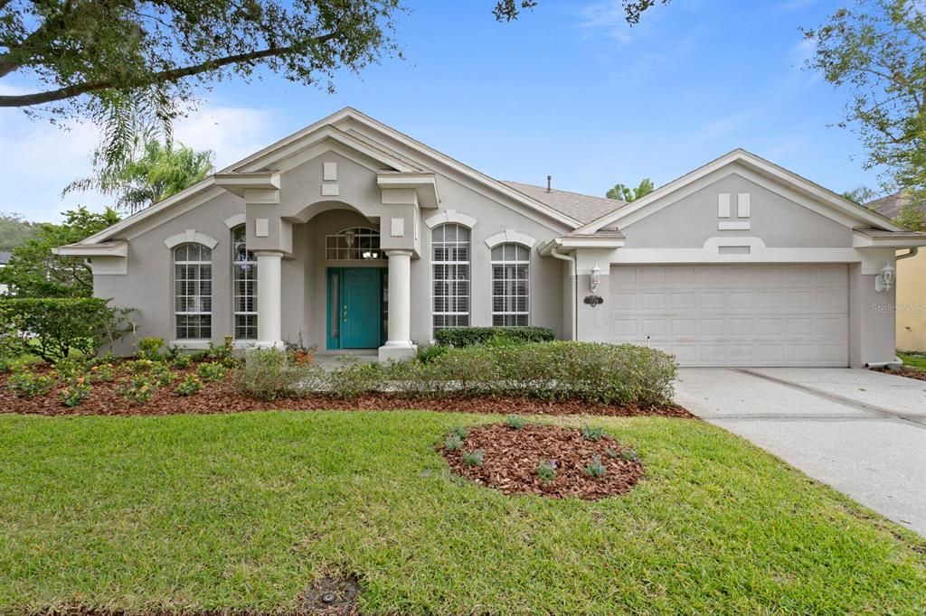 Recently Sold: $425,000 (4 beds, 3 baths, 2321 Square Feet)