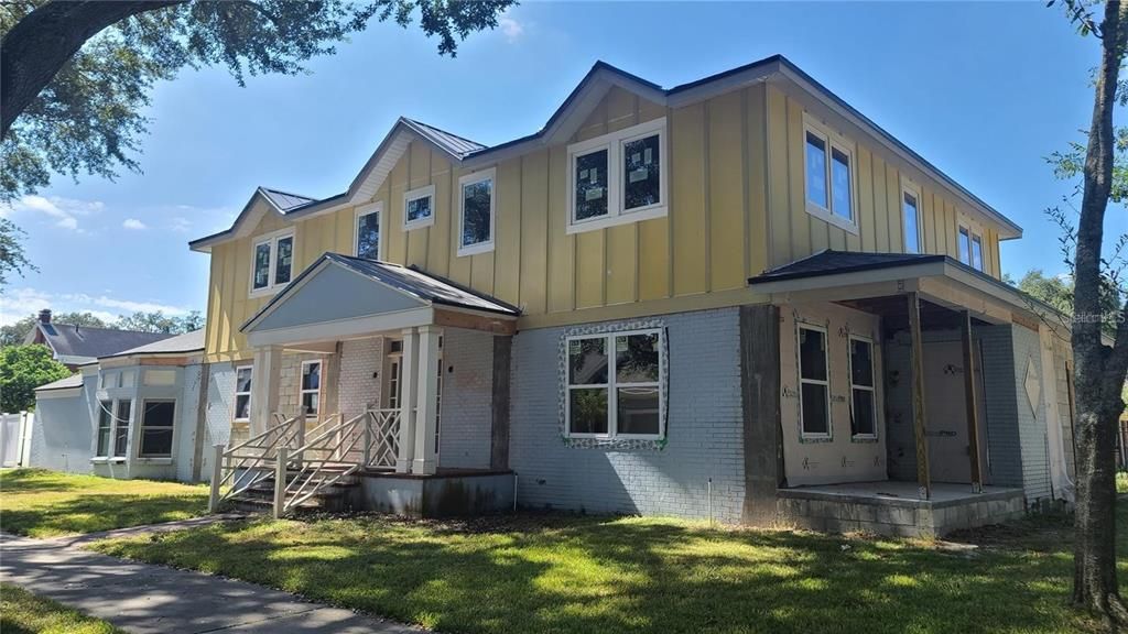 Vendido Recientemente: $1,010,000 (5 camas, 4 baños, 4930 Pies cuadrados)