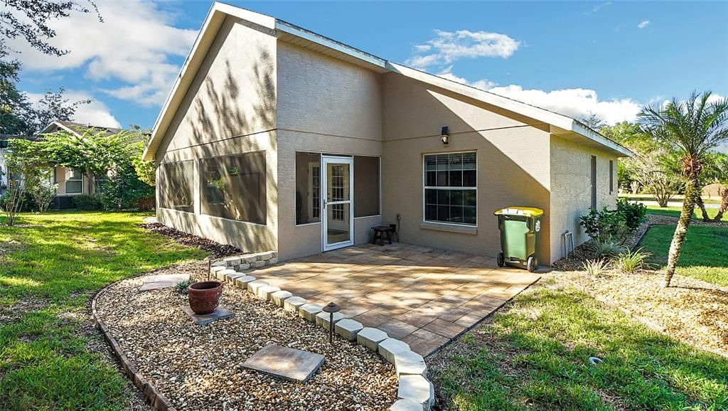 Recently Sold: $224,900 (3 beds, 2 baths, 1274 Square Feet)