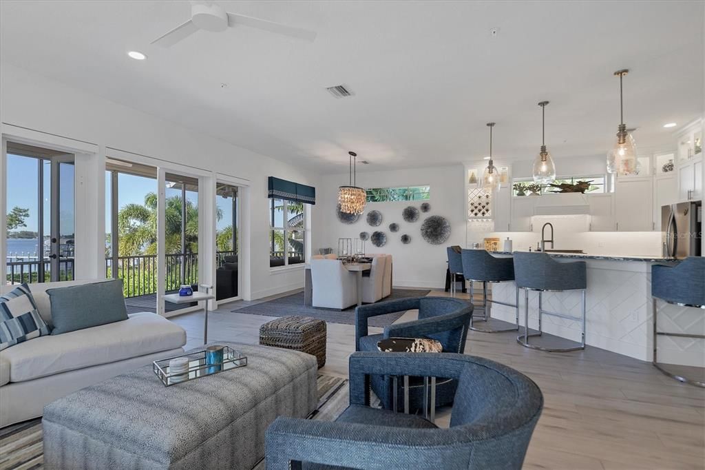 Recently Sold: $2,195,000 (4 beds, 4 baths, 3574 Square Feet)