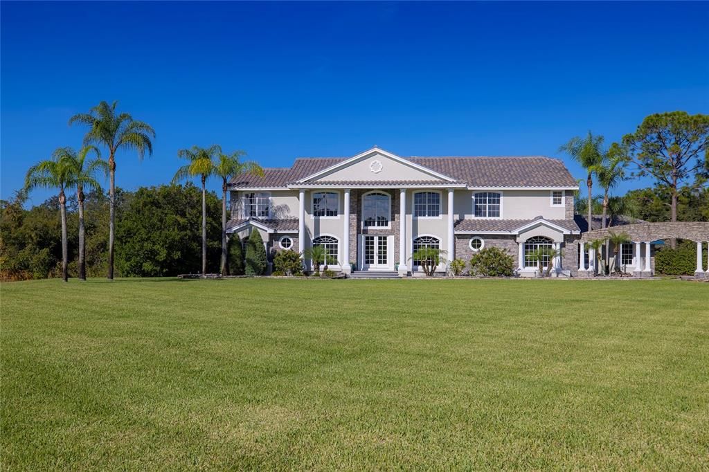 Recently Sold: $1,998,000 (4 beds, 4 baths, 5851 Square Feet)
