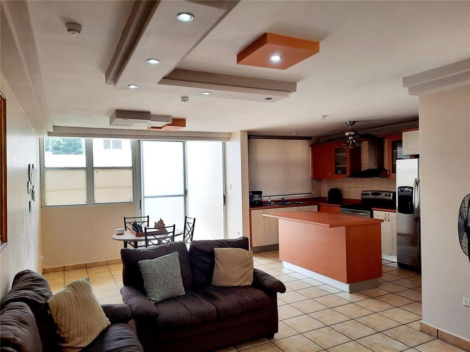 Vendido Recientemente: $135,000 (3 camas, 2 baños, 0 Pies cuadrados)