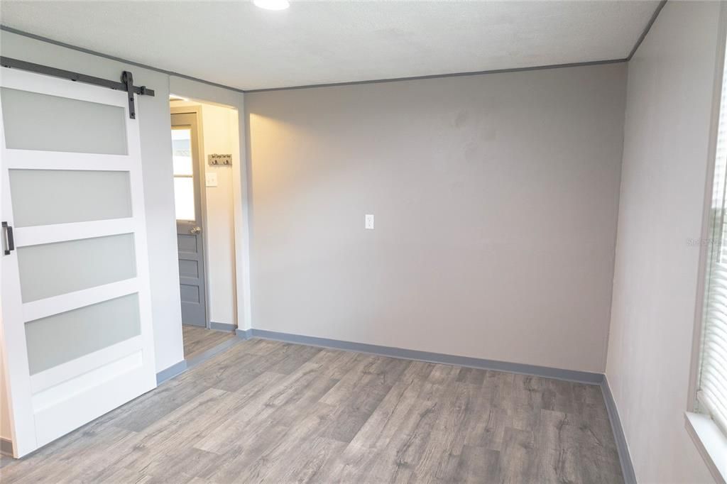 Recently Sold: $109,000 (1 beds, 1 baths, 480 Square Feet)