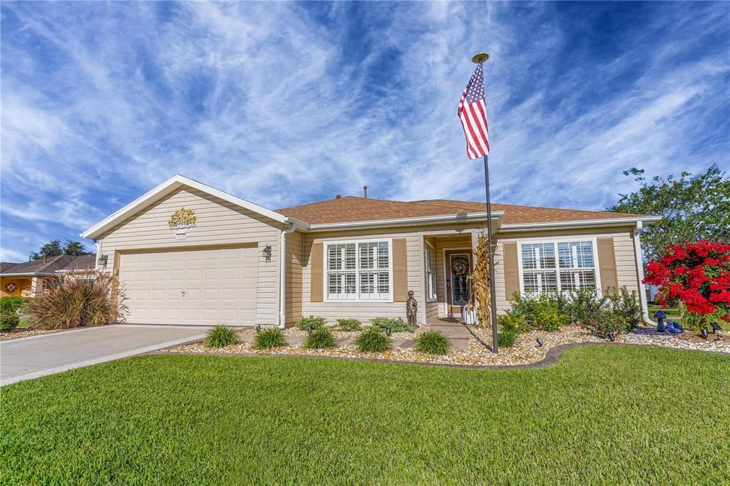 Recently Sold: $265,000 (2 beds, 2 baths, 1483 Square Feet)