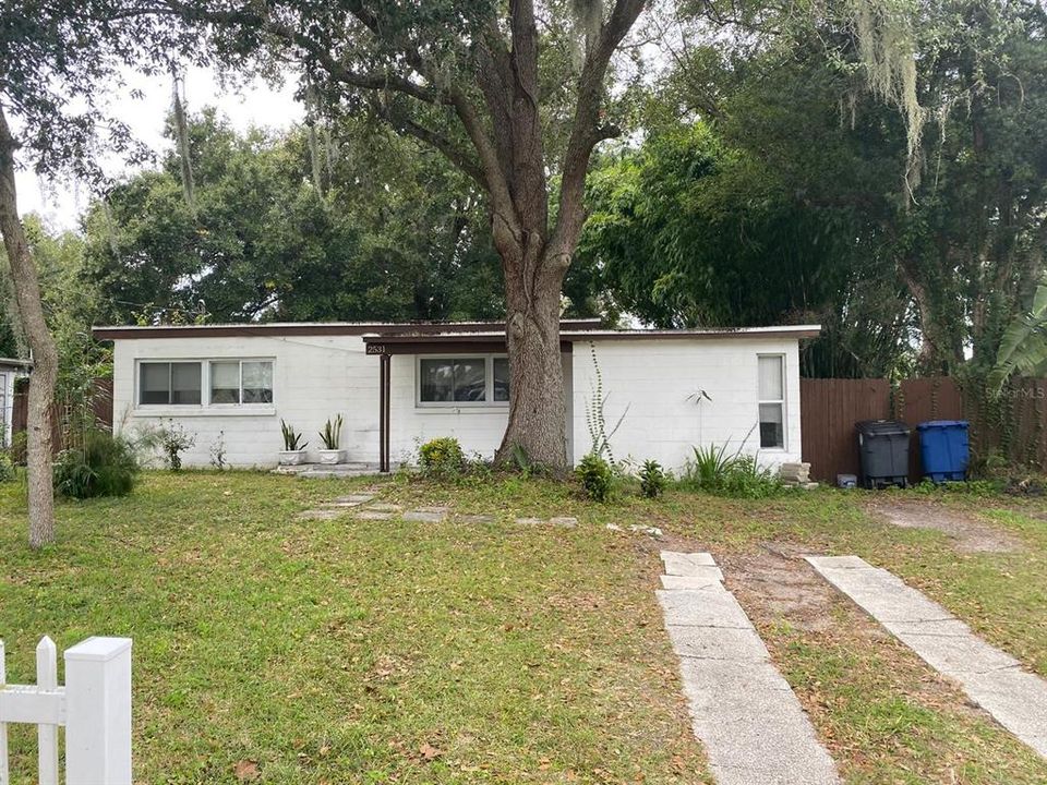 Recientemente alquilado: $1,550 (2 camas, 1 baños, 867 Pies cuadrados)