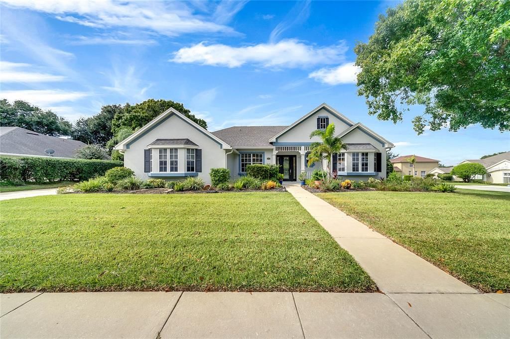 Recently Sold: $475,000 (4 beds, 3 baths, 2482 Square Feet)