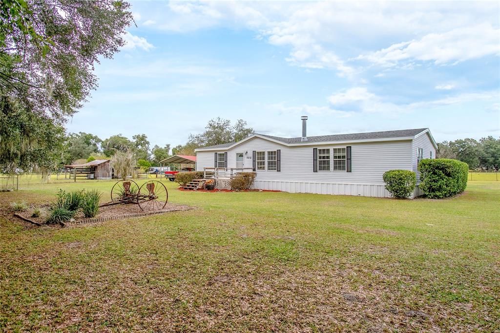 Recently Sold: $269,000 (3 beds, 2 baths, 1920 Square Feet)