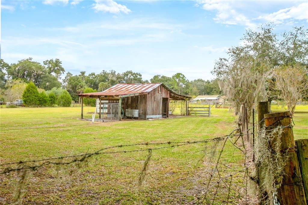 Vendido Recientemente: $269,000 (3 camas, 2 baños, 1920 Pies cuadrados)