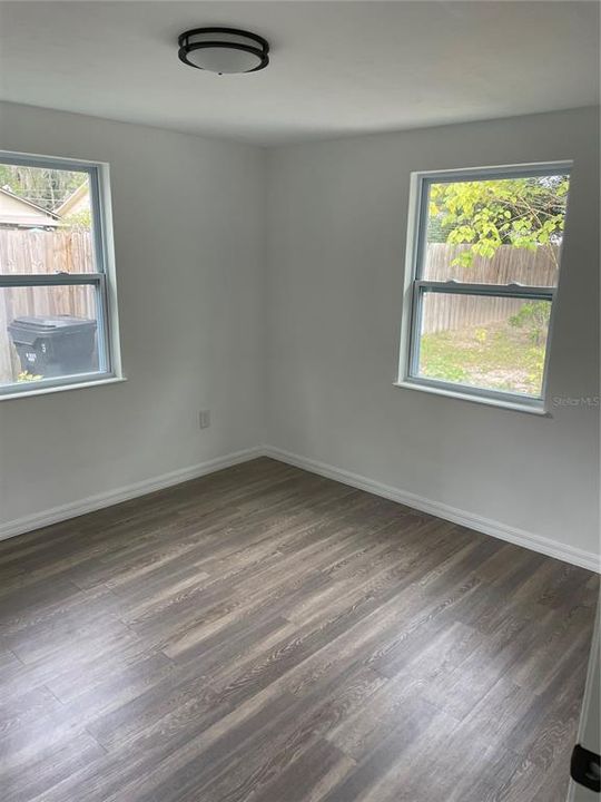 Recently Rented: $1,200 (2 beds, 1 baths, 682 Square Feet)