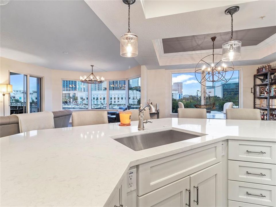 Recently Sold: $1,599,000 (2 beds, 2 baths, 1821 Square Feet)
