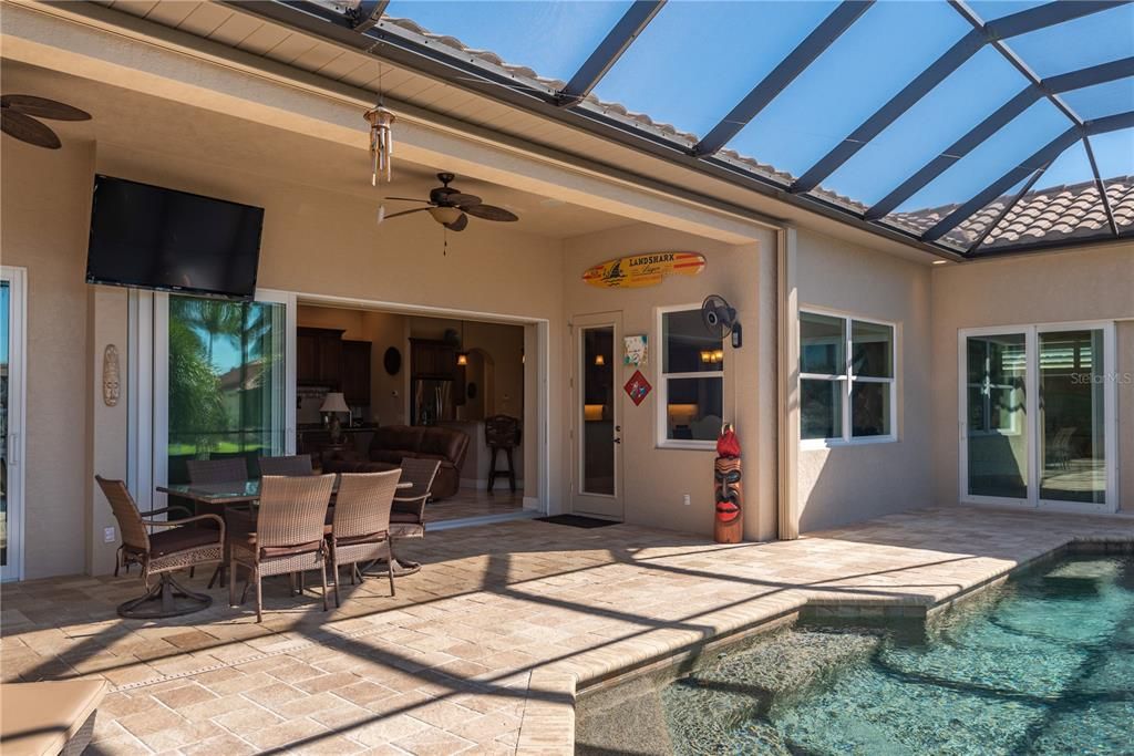 Recently Sold: $1,100,000 (3 beds, 2 baths, 2259 Square Feet)