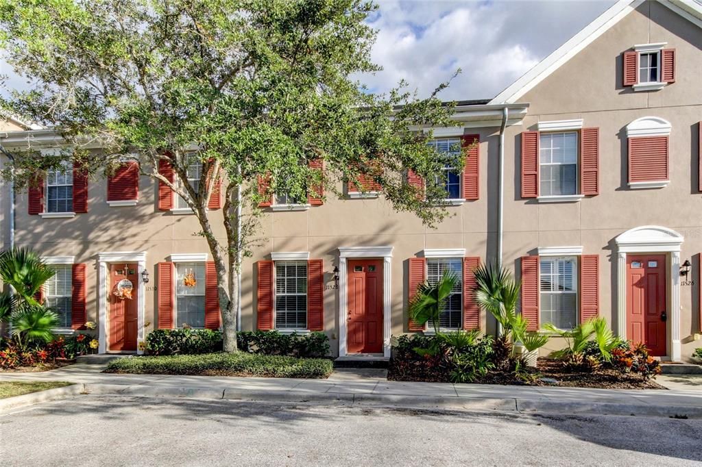 Recently Rented: $2,600 (3 beds, 2 baths, 1470 Square Feet)