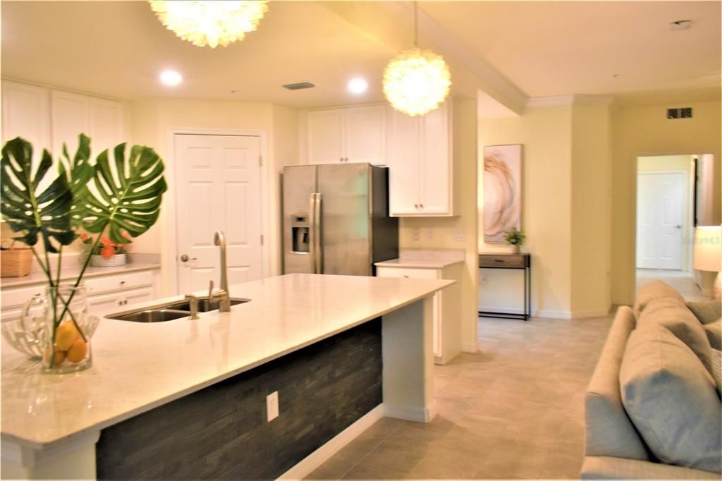 For Rent: $5,500 (3 beds, 2 baths, 1741 Square Feet)