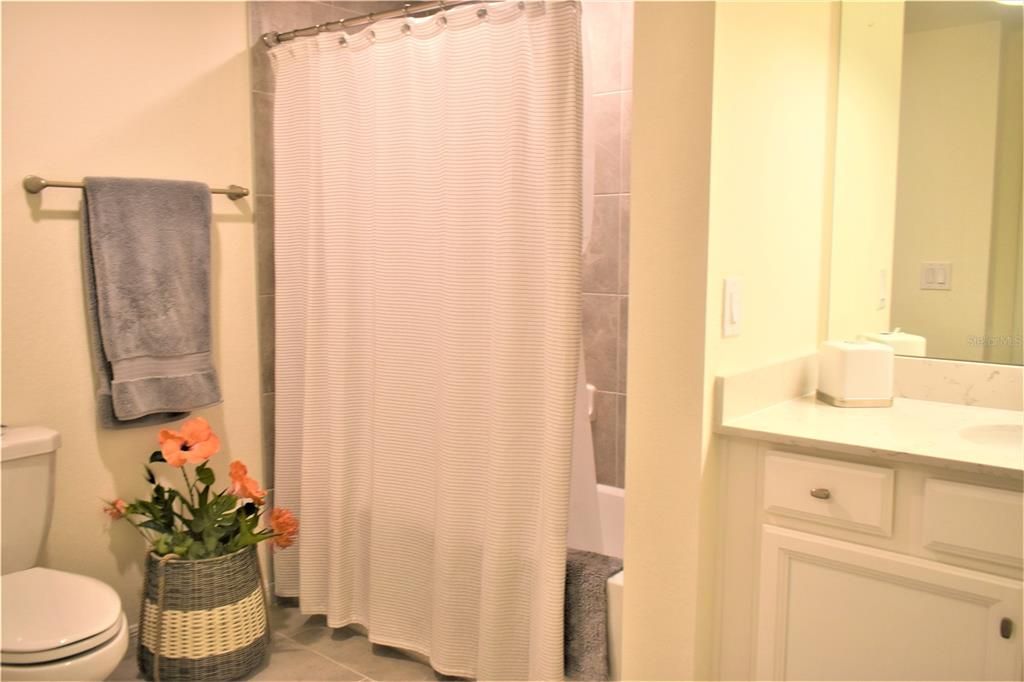 For Rent: $5,500 (3 beds, 2 baths, 1741 Square Feet)