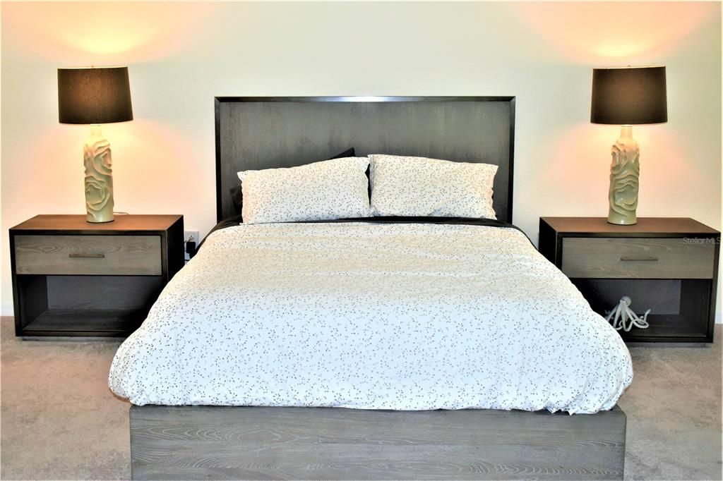 For Rent: $5,500 (3 beds, 2 baths, 1741 Square Feet)
