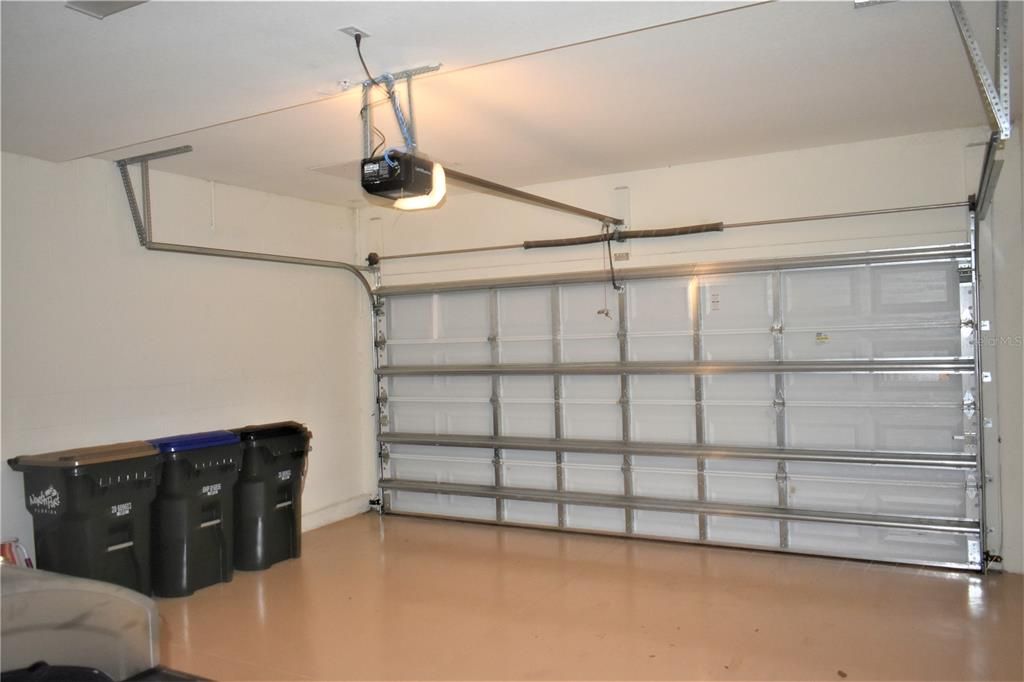 For Rent: $5,500 (3 beds, 2 baths, 1741 Square Feet)