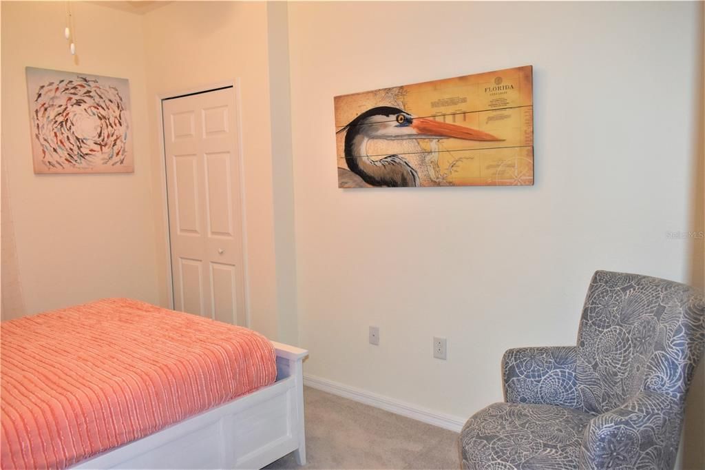 For Rent: $5,500 (3 beds, 2 baths, 1741 Square Feet)