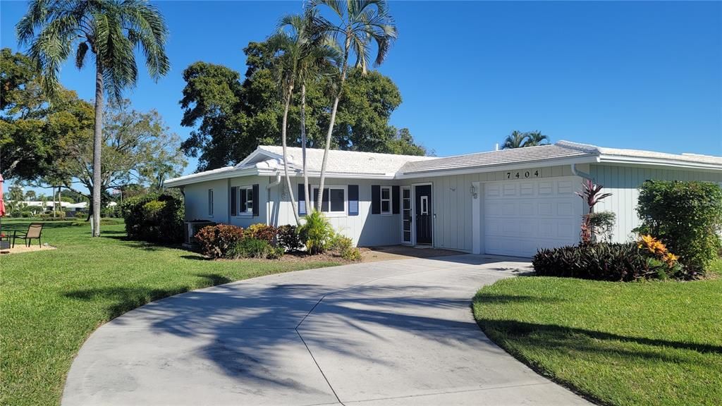 Vendido Recientemente: $249,900 (2 camas, 2 baños, 1450 Pies cuadrados)