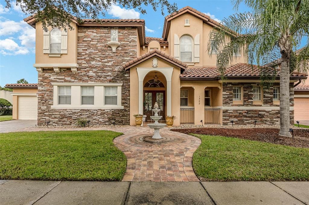 Recently Sold: $998,000 (5 beds, 4 baths, 4963 Square Feet)