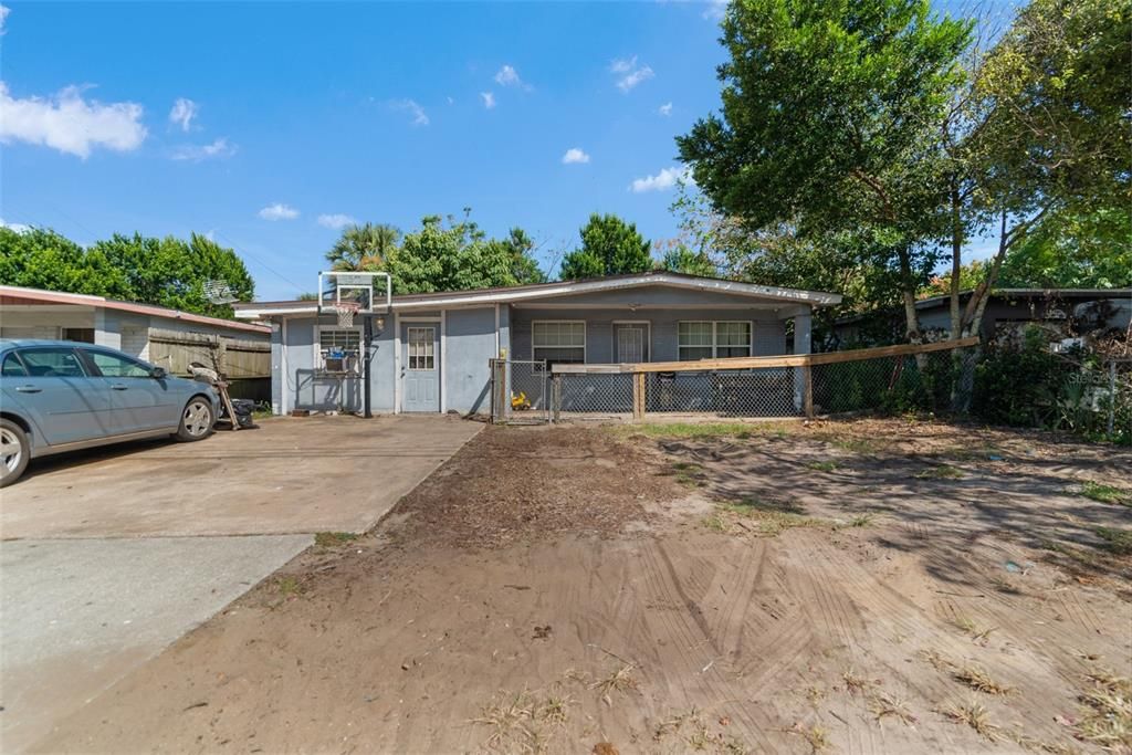 Recently Sold: $170,000 (3 beds, 2 baths, 1247 Square Feet)