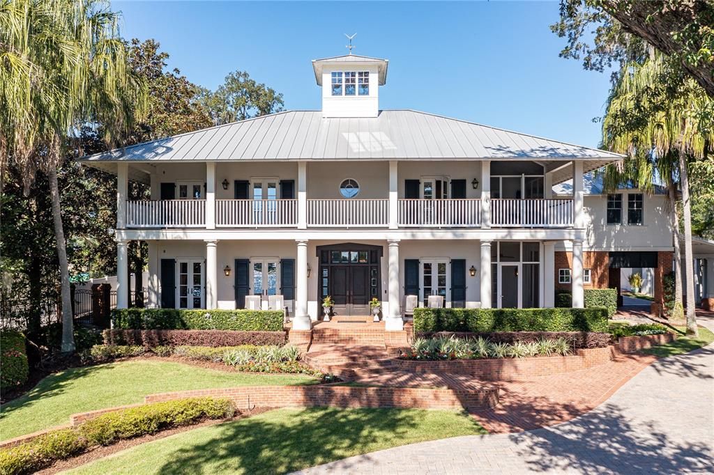Recently Sold: $2,495,000 (4 beds, 4 baths, 5972 Square Feet)