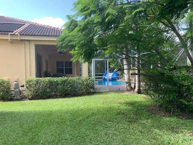 Recently Sold: $650,000 (4 beds, 2 baths, 1861 Square Feet)