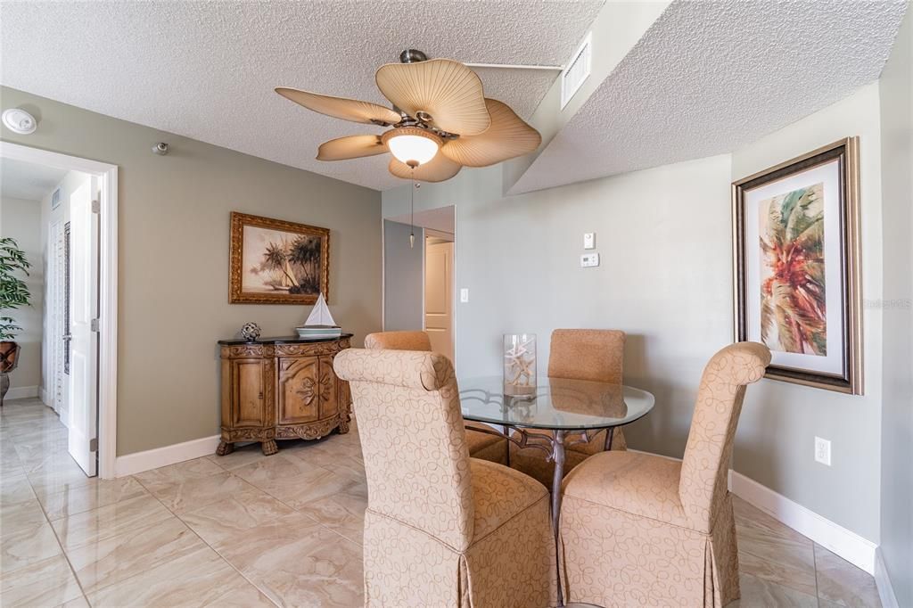 Recently Sold: $379,000 (1 beds, 1 baths, 950 Square Feet)
