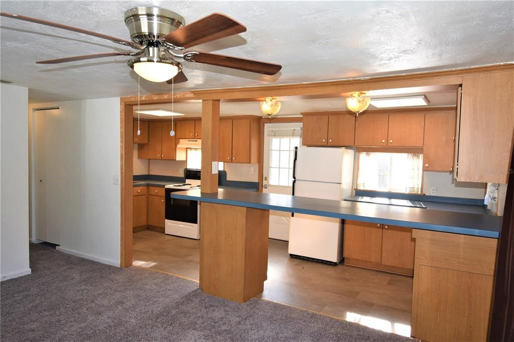 Recently Sold: $169,900 (3 beds, 1 baths, 836 Square Feet)