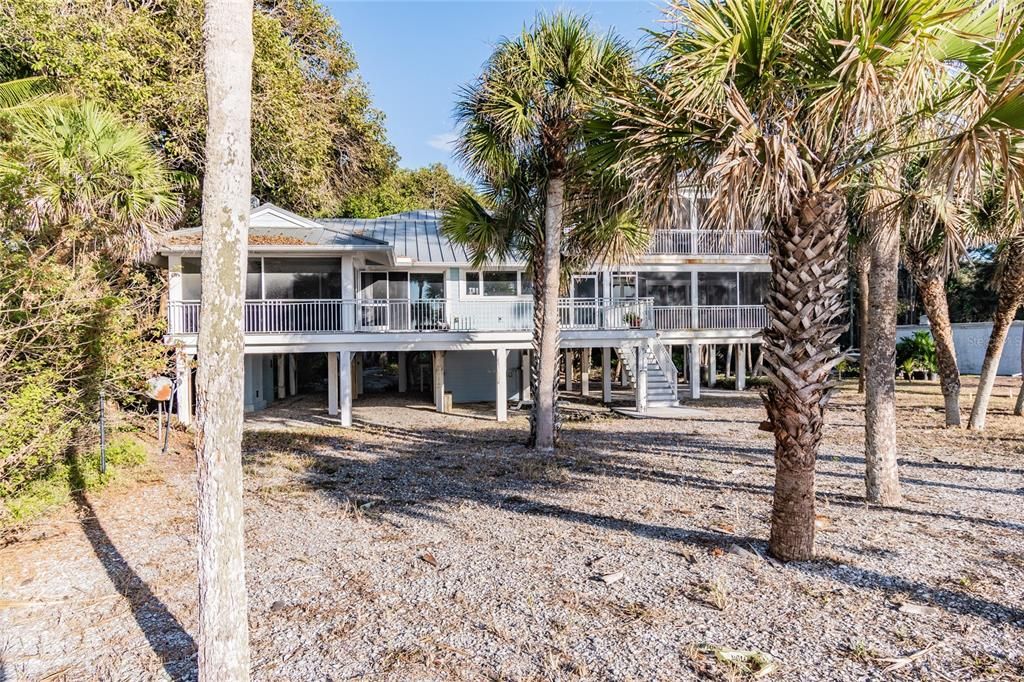 Recently Sold: $1,750,000 (3 beds, 4 baths, 3386 Square Feet)