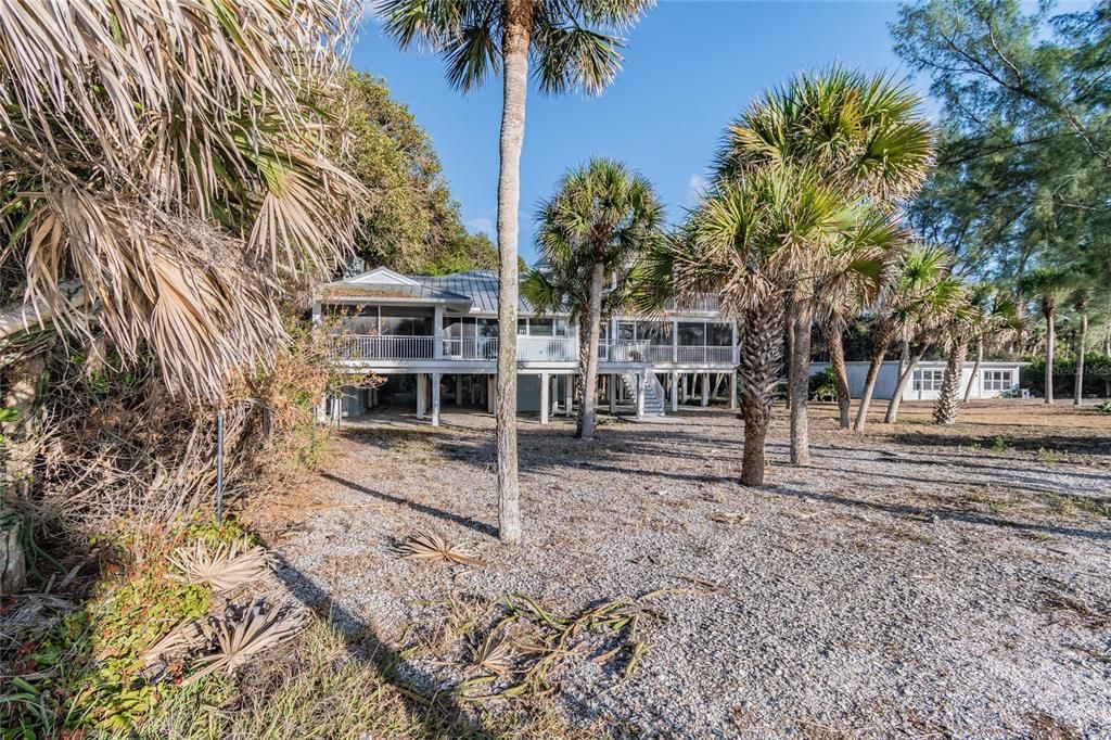 Recently Sold: $1,750,000 (3 beds, 4 baths, 3386 Square Feet)