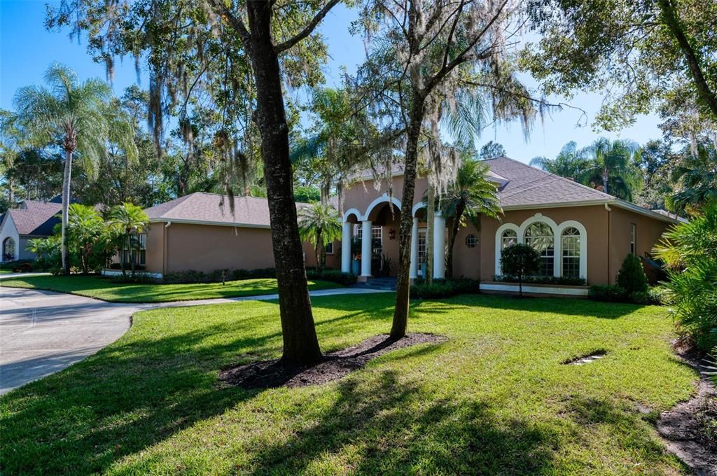 Vendido Recientemente: $1,100,000 (4 camas, 3 baños, 4101 Pies cuadrados)