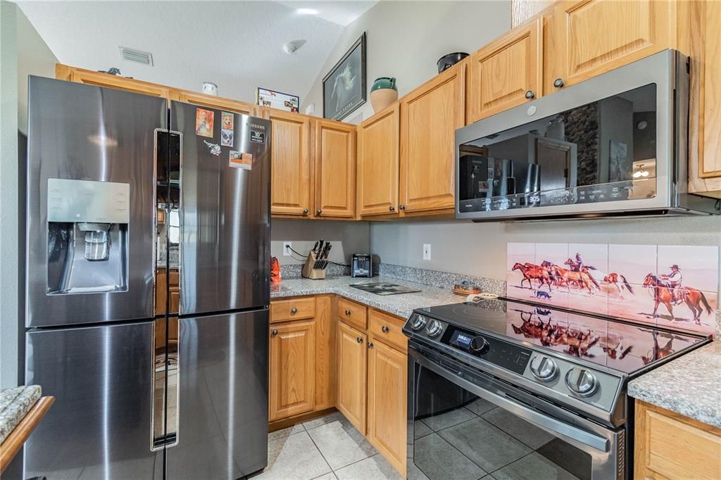 Recently Sold: $375,000 (3 beds, 2 baths, 1517 Square Feet)