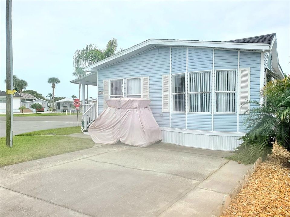 Recently Sold: $99,900 (2 beds, 1 baths, 656 Square Feet)