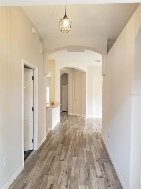 Recently Sold: $330,000 (3 beds, 2 baths, 1880 Square Feet)