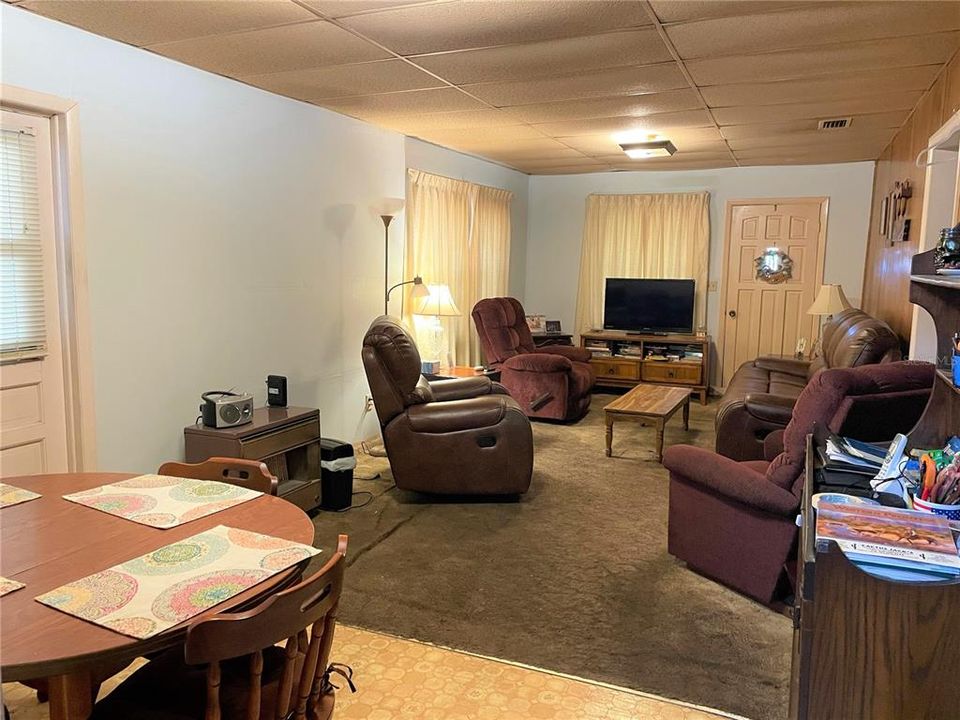 Recently Sold: $85,000 (2 beds, 1 baths, 912 Square Feet)